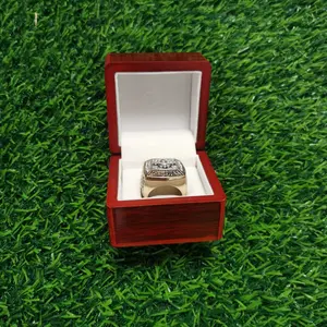 New Orleans Football 2009 World Champions Replica ring with wooden box size 11