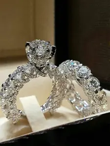 2 Pcs/set Classical Cubic Zirconia Fashion Engagement Rings Bridal Ring Set For Women For Wedding Engagement Anniversary Party Jewelry Valentine's Day Gift