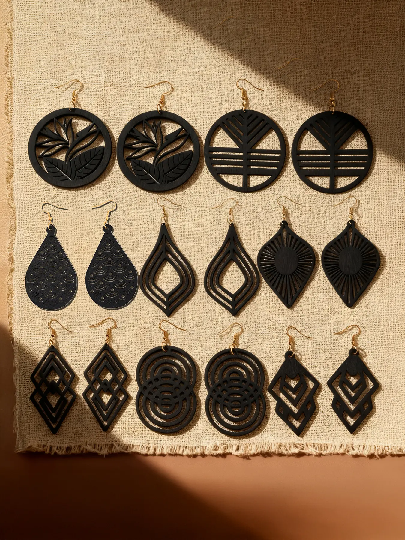 8 Pairs Series Hollow Carved Earrings Set, Vintage Wooden Fall Trendy Jewelry for Autumn Winter, Fashion Holiday Ear Decorations, Drop Dangle Earrings, Ear Hook Design, Dangling Earrings