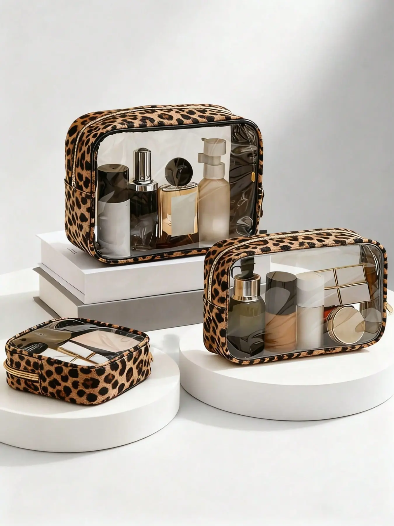 Transparent PVC leopard print zipper makeup bag, Cosmetic travel bags, waterproof storage bag, toiletry organizer, portable skincare bag, suitable for makeup, lightweight, durable, transparent viewing window, suitable for men and women