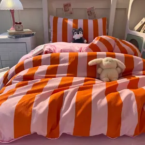 3-Piece Wrinkled Mesh Striped Bedding Set, Includes 1 Fitted Sheet & 2 Pillowcases, Soft Bedding Set, Breathable Fabric, All-Season Use, Easy Care