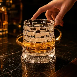 Luxury 360° Spinning Crystal Whiskey & Wine Glass, Rotating Rocks Barware for Men, Bourbon Drinkware, Stress Relief Home Bar Item, Dad & Step Dad Gift, Dad Gifts, Step Dad Gifts