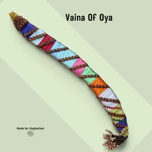 Vaina De Framboyan of Oya, Decorated flamboyant pod for Oya