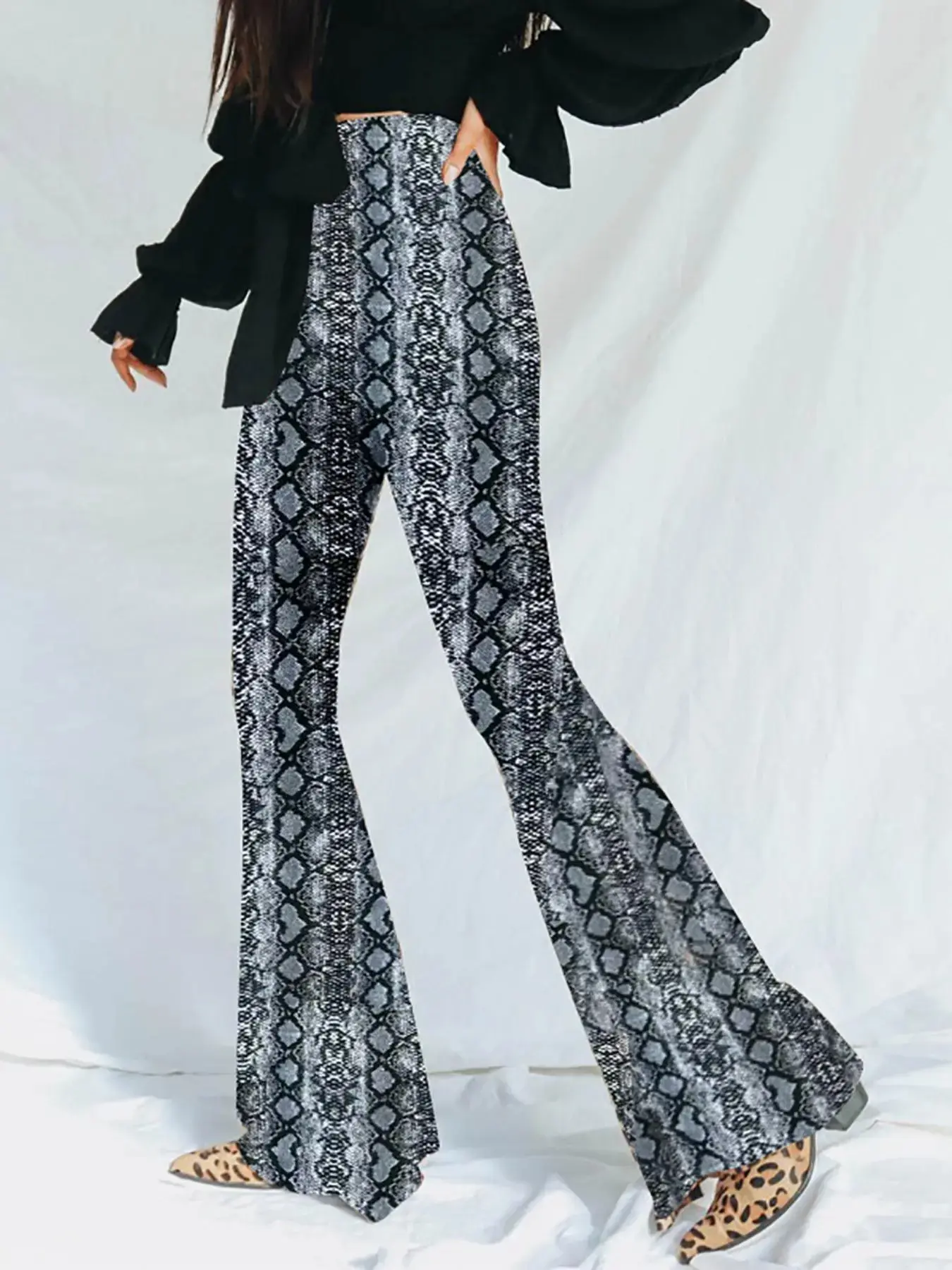 Women's Leopard Print High Waist Flare Leg Knitted Medium Fit Pants, Bodycon Flared Legs, Street Style Bell Bottom Trousers For Party Club, Ladies Bottoms For All Seasons, Womenswear