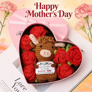 Heart Gift Box Packaging Crochet Rose and Highland Cow Dolls, Perfect for Friends Family Mother's Day Valentine's Day Birthday Christmas