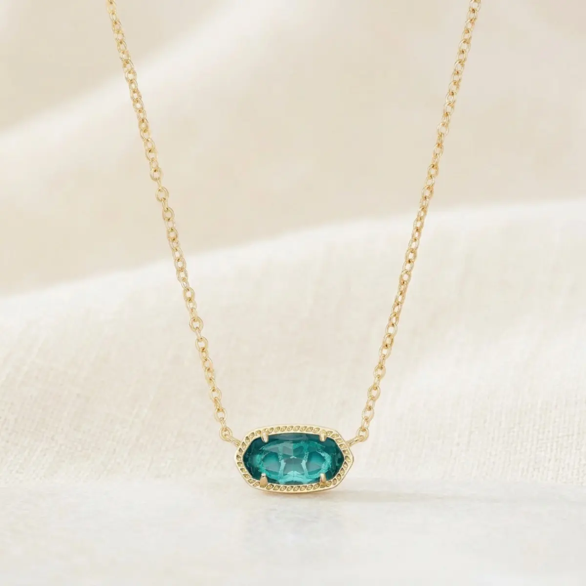 Kendra Scott Elisa Pendant Necklace for Women, Fashion Jewelry, 14k Gold-Plated Kendra Scott Elisa Pendant Necklace for Women, Fashion Jewelry, 14k Gold-Plated