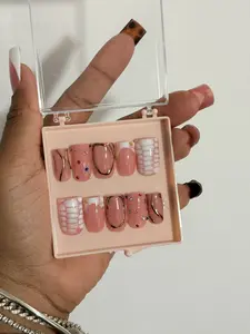Short Press Ons Easy Application Durable Material Versatile Use for Casual & Special Occasions Natural Look Nail Enhancement