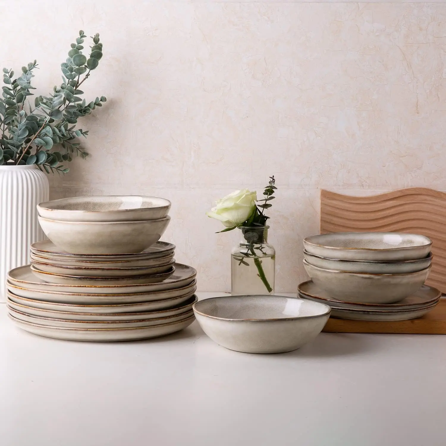 Ceramic Dinnerware Sets,Handmade Reactive Glaze Stoneware Plates and Bowls Sets,Highly Scratch Resistant| Dishwasher & Microwave Safe Dishes Set,Service for 6 (18pc)