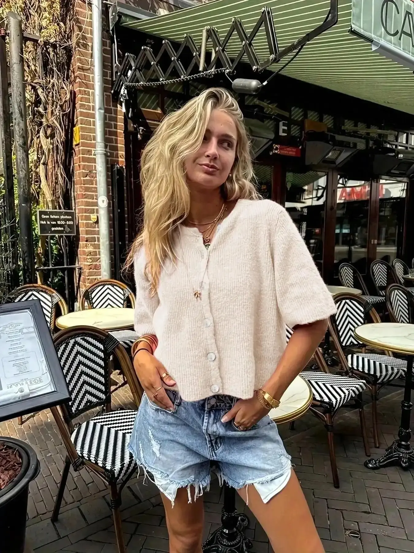 Women's Classic Solid Color V Neck Short Sleeve Button-Down Knit Cardigan, Casual Basic Oversized Crop Sweater for Summer, Fashion Knitwear Daily Wear, Womenswear, unique style, customer favorite, comfort fit, gym wear