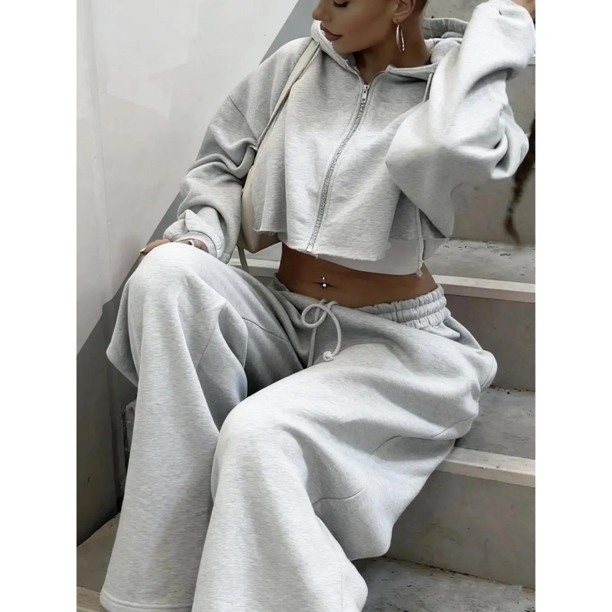 (New)Women's Solid Zip Up Crop Drawstring Hoodie & Drawstring Waist Sweatpants, Casual Fashion Cozy Breathable Two Piece Outfits for Daily Outdoor Wear, Women Clothes for Fall & Winter, Airport Outfit