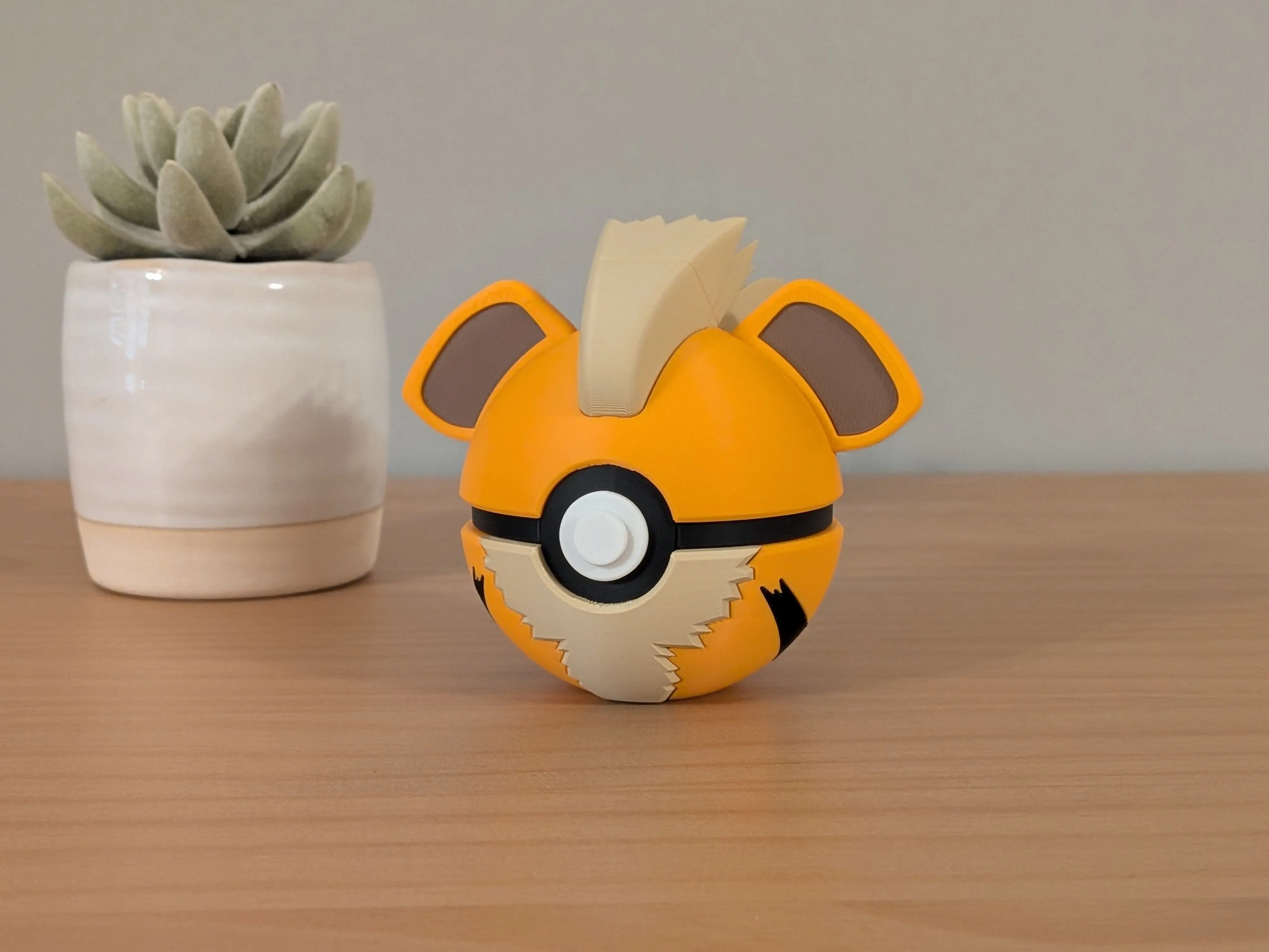 Growlithe Ball | Themed Collector Ball