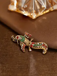 A stylish vintage distressed gold phoenix-shaped brooch, suitable for daily wear, vacations, dates, and other occasions, and also a delightful and exquisite small gift.