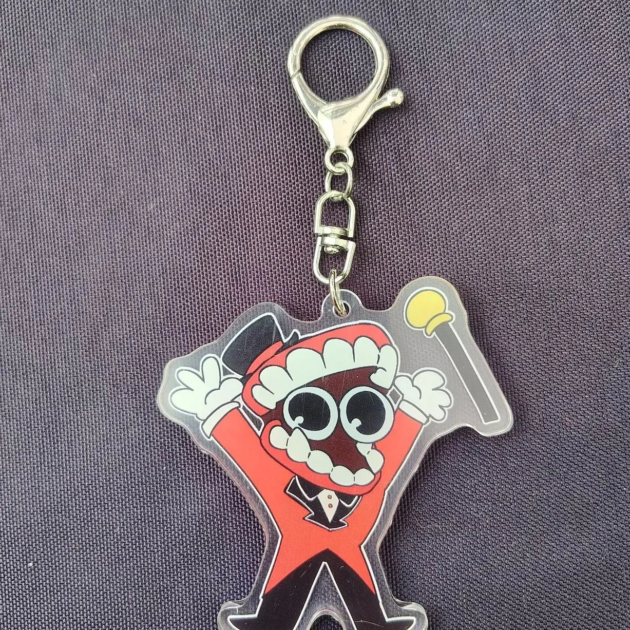 The Digital Circus Caine 3" Keychain
