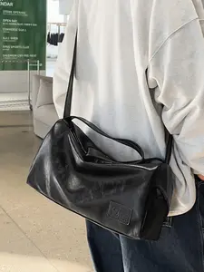 1pc Men's single shoulder tote bag, solid color crossbody bag, Casual crossbody bags, Minimalist shoulder bag, Everyday crossbody bag, zipper closure, fashionable and versatile, suitable for daily gatherings, shopping, short trips