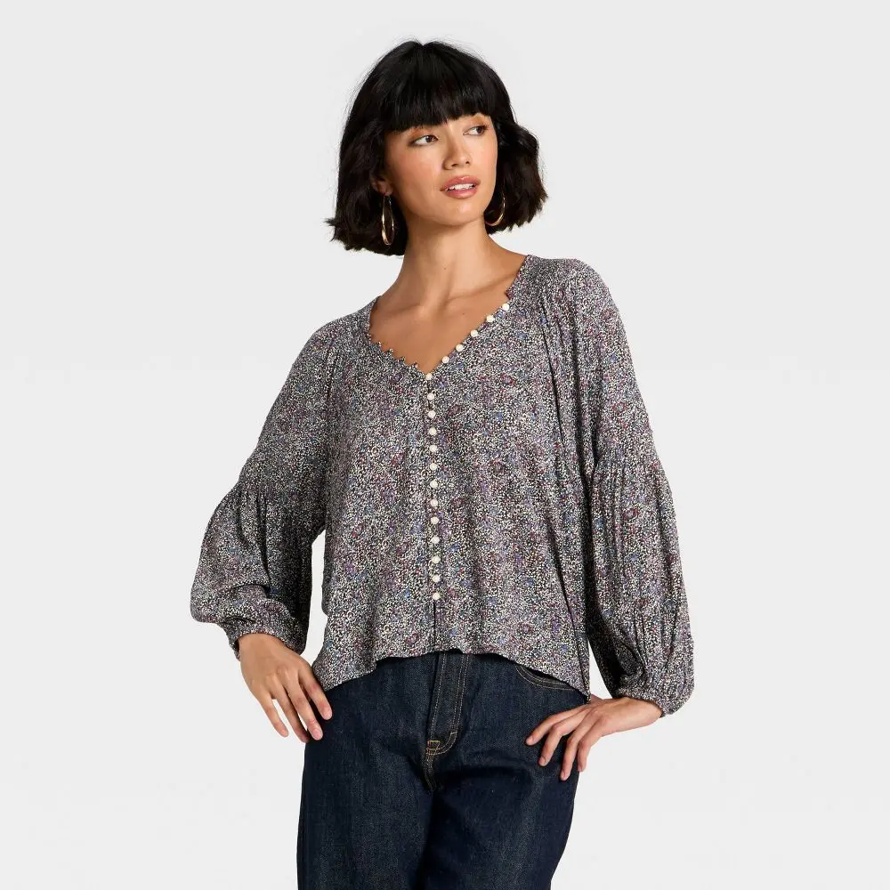 Women's Balloon Long Sleeve Button-Down Blouse - Universal