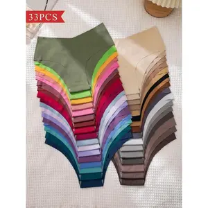 Women’s seamless underwear—soft, comfortable, breathable minimalist design; suitable for everyday wear and seasons; women’s underwear; women’s clothing. GARMENTARY