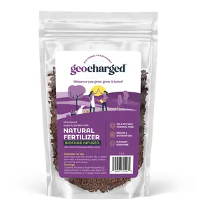 Organic Fertilizer Biochar Activated with Chicken Manure Indoor Outdoor Plant Food, Kid and Pet Safe, No Odor for Soil, Flowers, Potted Plants, Raised Beds, Vegetable Garden, Compost, 4 oz