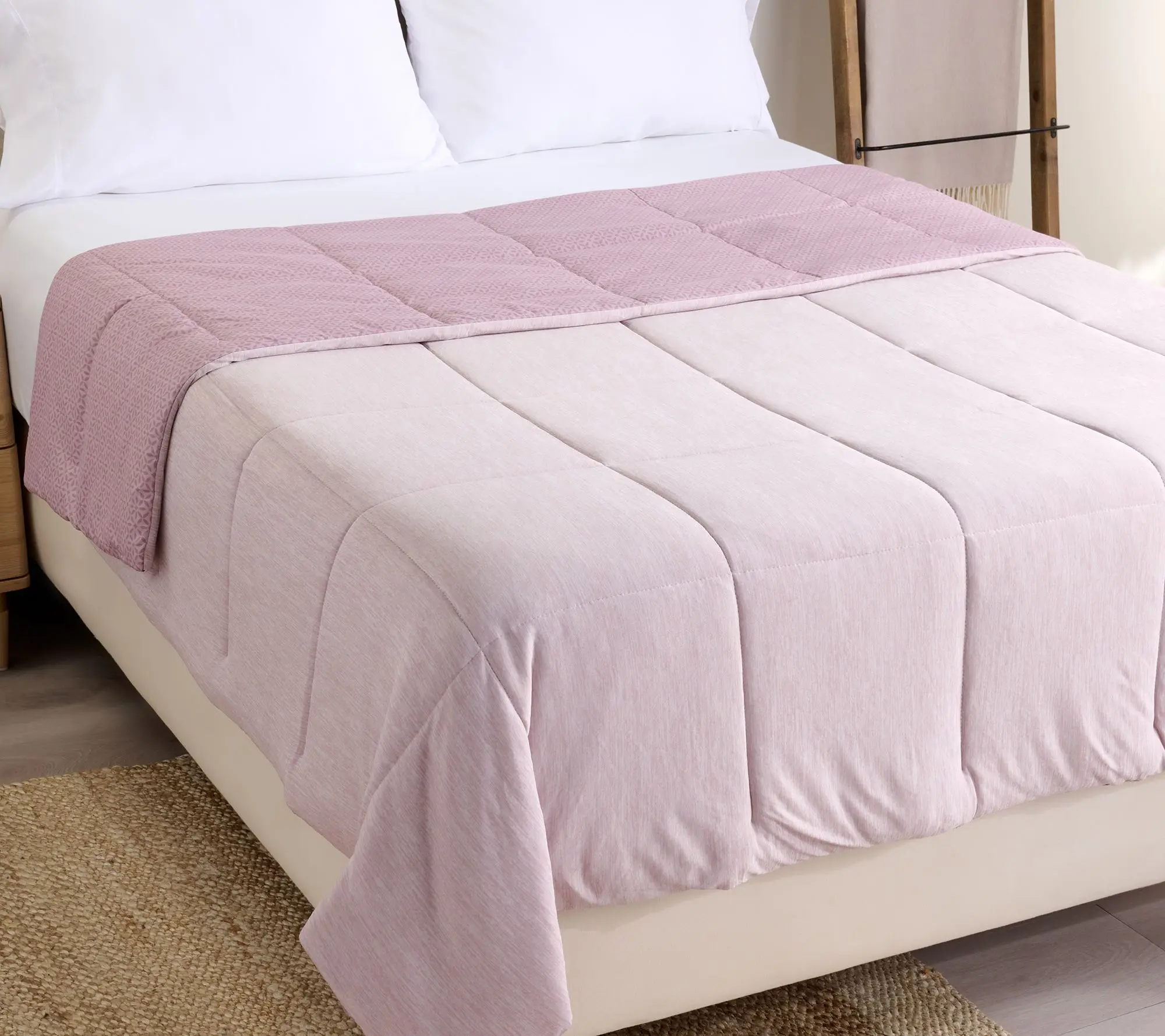 Northern Nights Cooling Blanket Queen