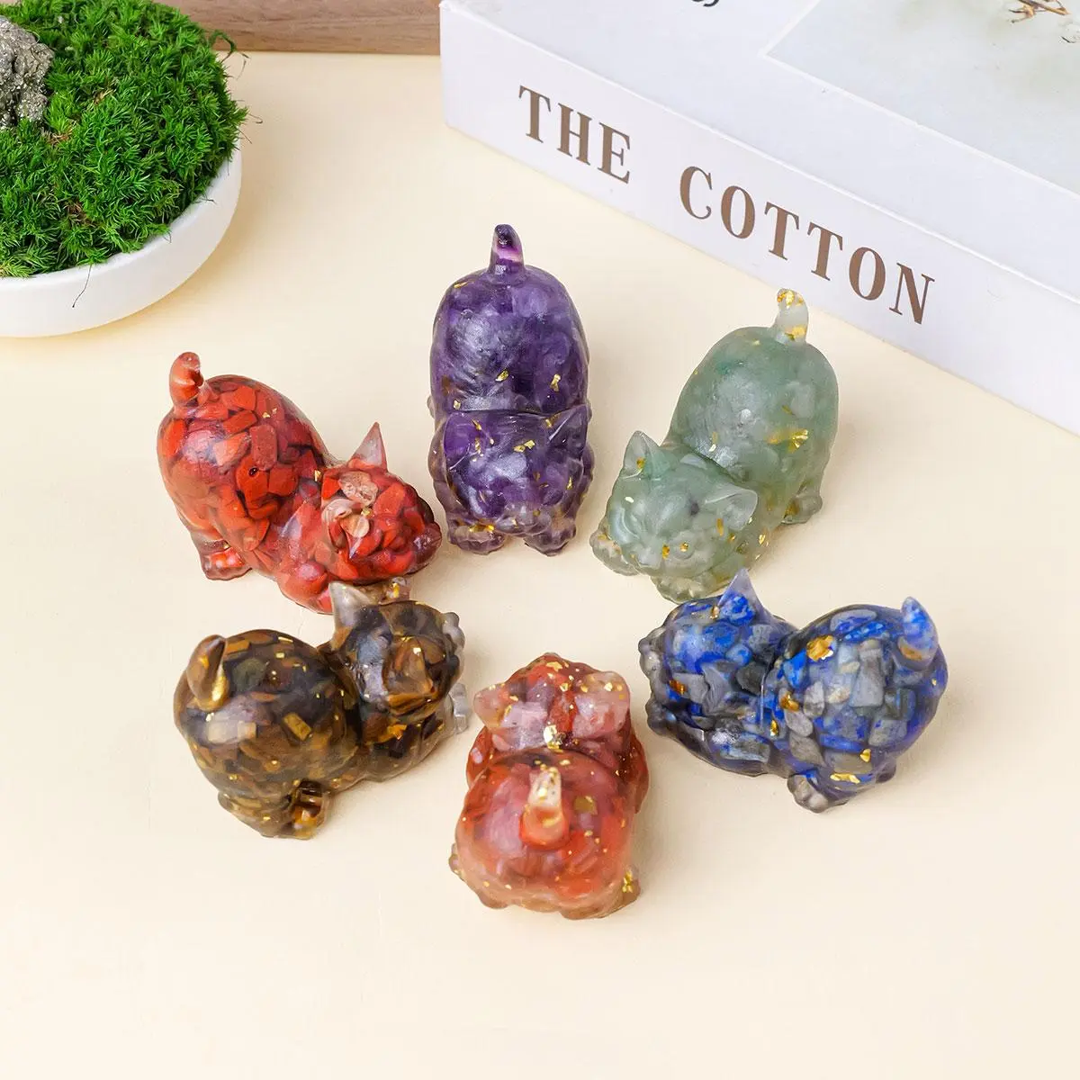 Natural Crystal Stone Crouch Cat Statue, 1 Count Reiki Stone Figurine, Fengshui Selenite Sculpture, Crystal Carving for Home Office Decoration, Unique Crystals, Crystal Figurines, Crystal Decorative Ornaments