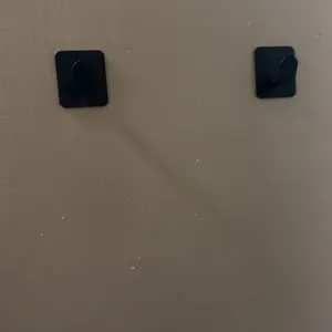 Wall-Mounted Towel Hooks, 4 Counts Modern Stainless Steel Adhesive Towel Hooks, Home Organizers for Dormitory, Bathroom & Kitchen, Self-Adhesive Hooks