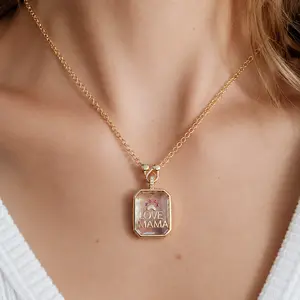 Floating Locket Necklace with 8 Charms, DIY Personalized Glass Floating Locket Set, Memory Jewelry Gift for Mom Wife Girlfriend, S Clasp for Chain Swap
