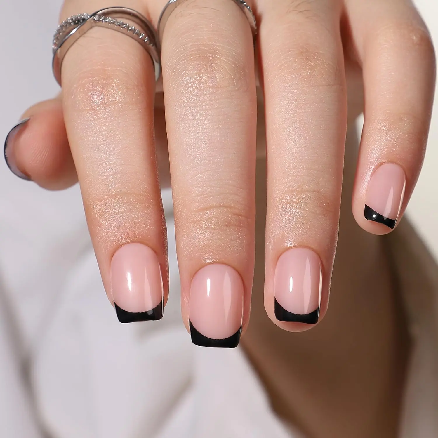 Curvlife Press On Nails Stick On Nails Short Fake Nails Design Acrylic Nails Stick On Nails Tips Glue On Nails False Nails For Women Nail Kit With Nail Glue (Nude with black trim, Medium)