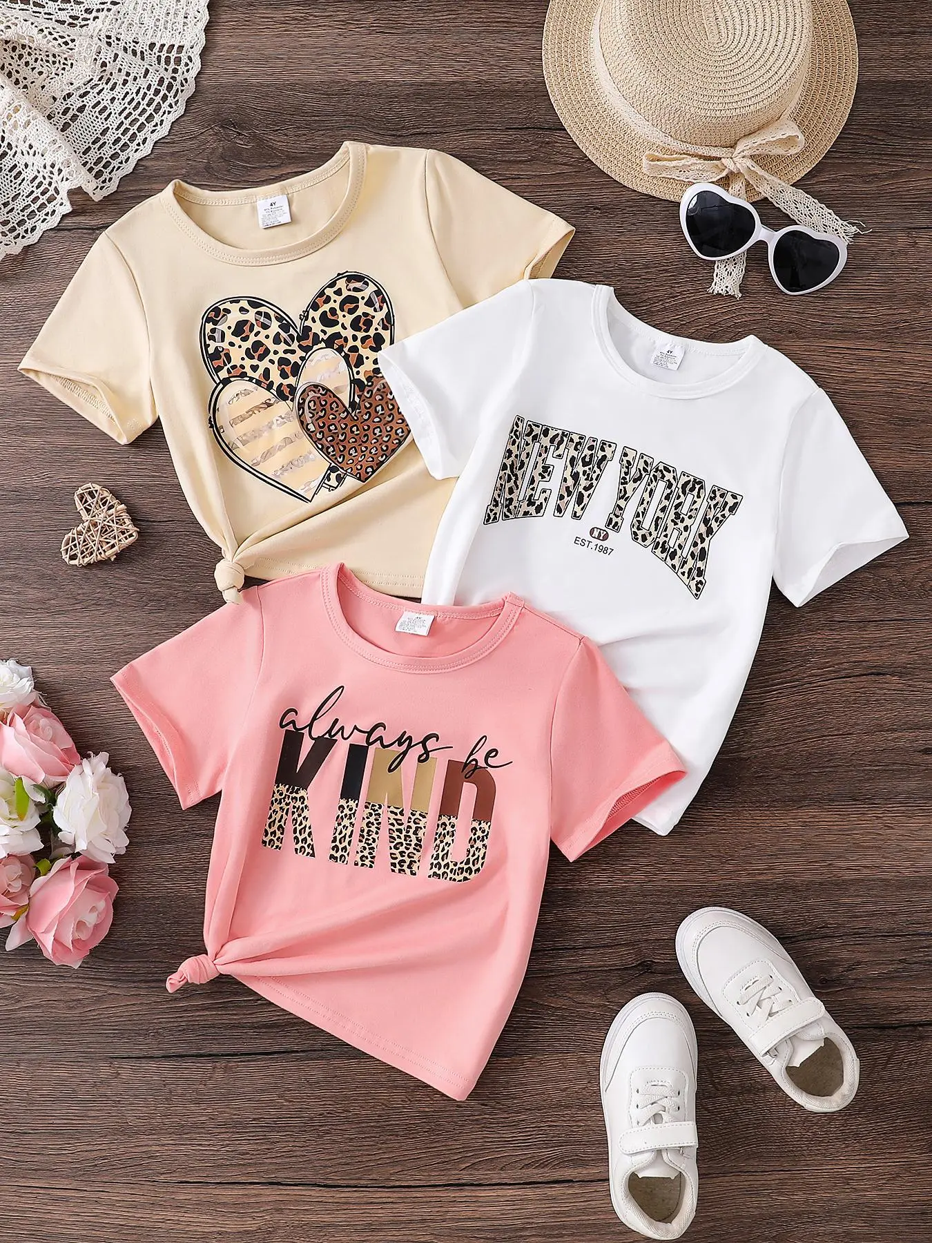Toddler Girl's Heart & Letter Print Tee, Casual Short Sleeve Round Neck T-shirt for Summer, Kids Clothes for Daily Wear, Cute Tops, Girly Tops, Graphic Print Top, Toddler Graphic Tees