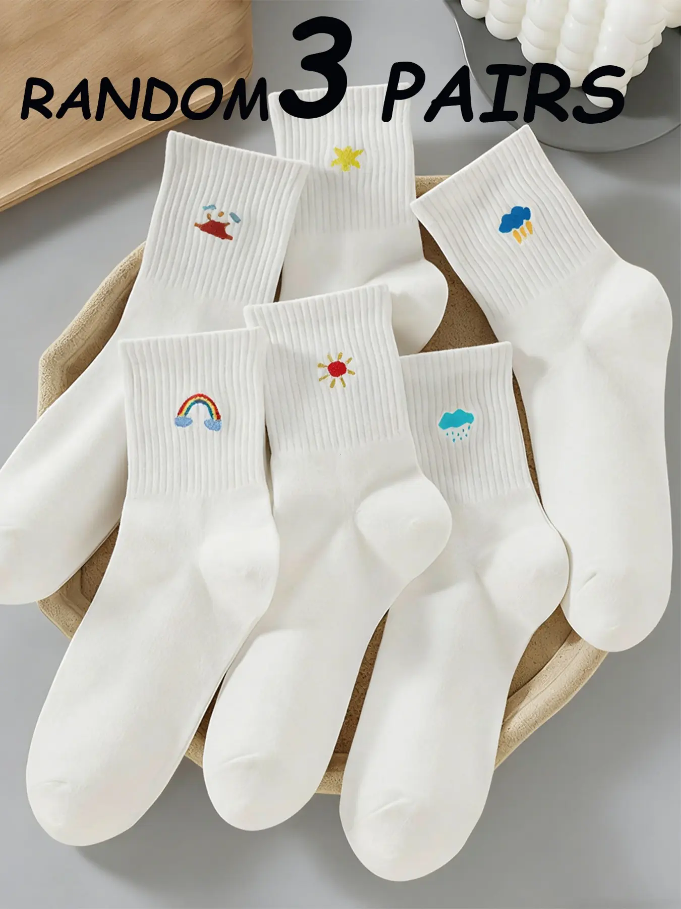 3 Pairs Random Weather Theme Embroidered Crew Socks, Mid-Calf Socks, Casual Stylish Socks, Fashionable and Comfortable Footwear, Perfect for Daily Wear