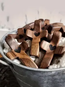 3pcs Wooden Cross Decorations, Stylish Religious Decor, Black Walnut Handle Thumb Cross, Spiritual Symbol For Home And Office, Cross For Easter Baskets, Anxiety Relief, Altar Religious Decorative Ornaments, Christmas & Easter Gifts