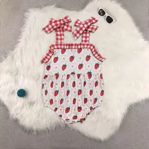 New Clothes Baby Girls Plaid Floral Strawberry Romper with Suspender Cute Baby Outfit for Girls