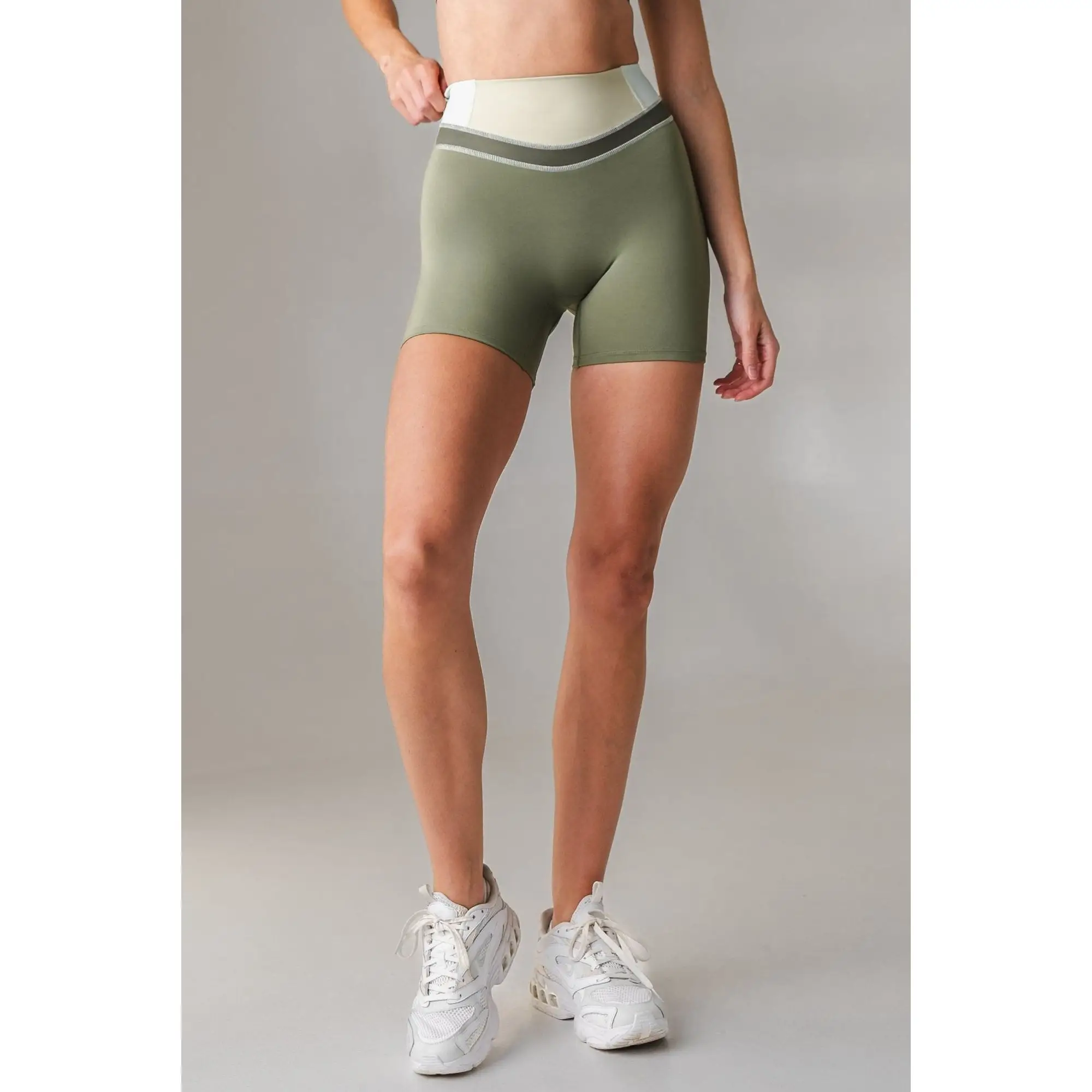 Vitality Pulse Hue Volley Short