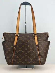 Pre-owned Monogram coated canvas with leather trim Shoulder Bags Louis Vuitton Monogram Canvas Totally PM Bag【DU1123】