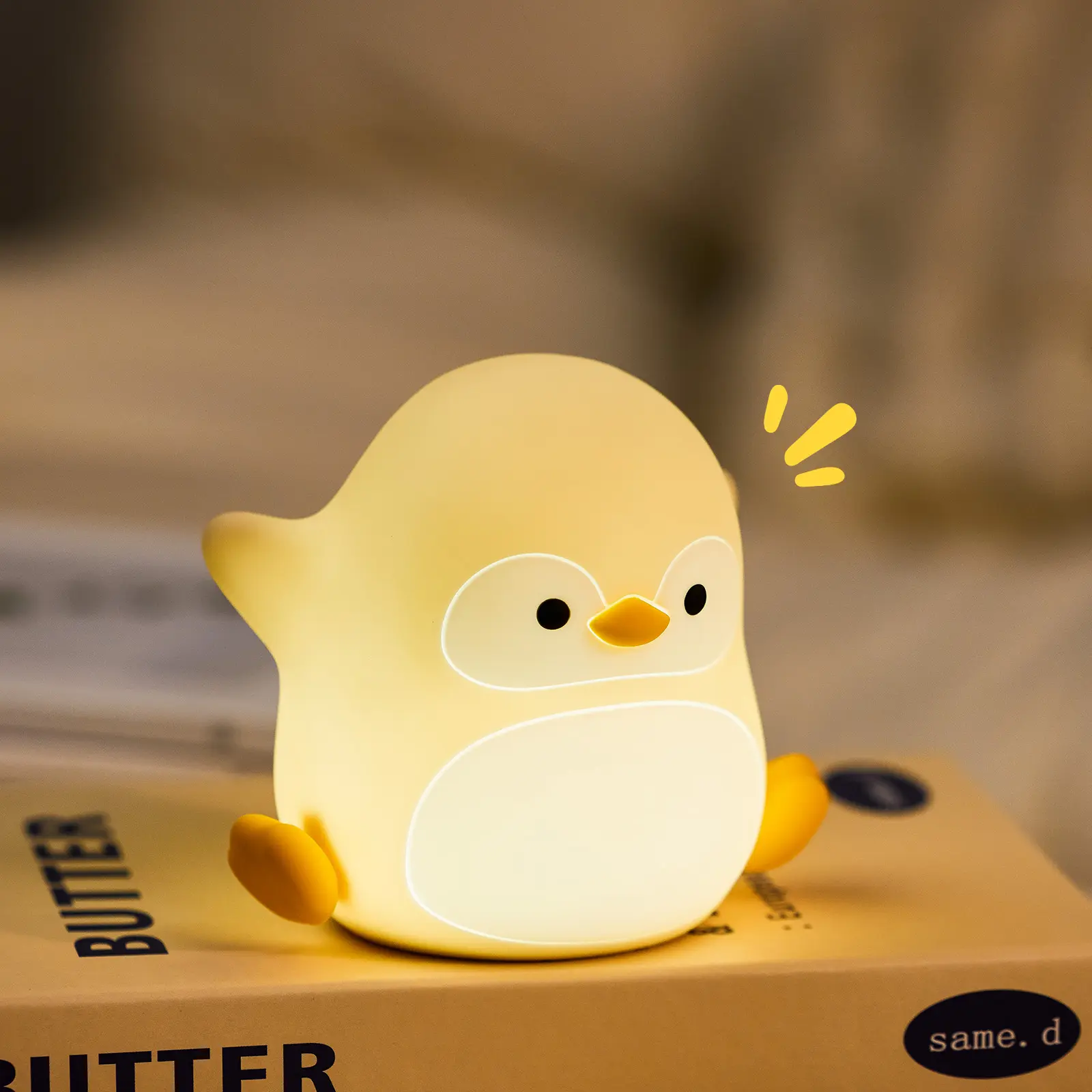 Cute Penguin LED Night Light, Rechargeable 3 Level Dimmable Silicone Night Lights，Funny Office Desk and Home Bedroom Lighting Decor, Dimmable Touch Lamp ，Perfect Gift For Family and Friend，Birthday gift, Dimmable Nightlight, Indoor Decorative Light