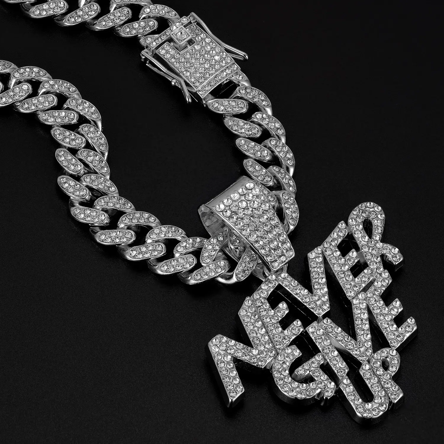 Unisex Exaggerated "Never Give Up" Letter Pendant Necklace - Cuban Bling Chain, Iced Out Rapper Style Inspirational Hip-Hop Costume Accessory, Chain Jewelry Necklace, Hip-Hop Style Necklaces