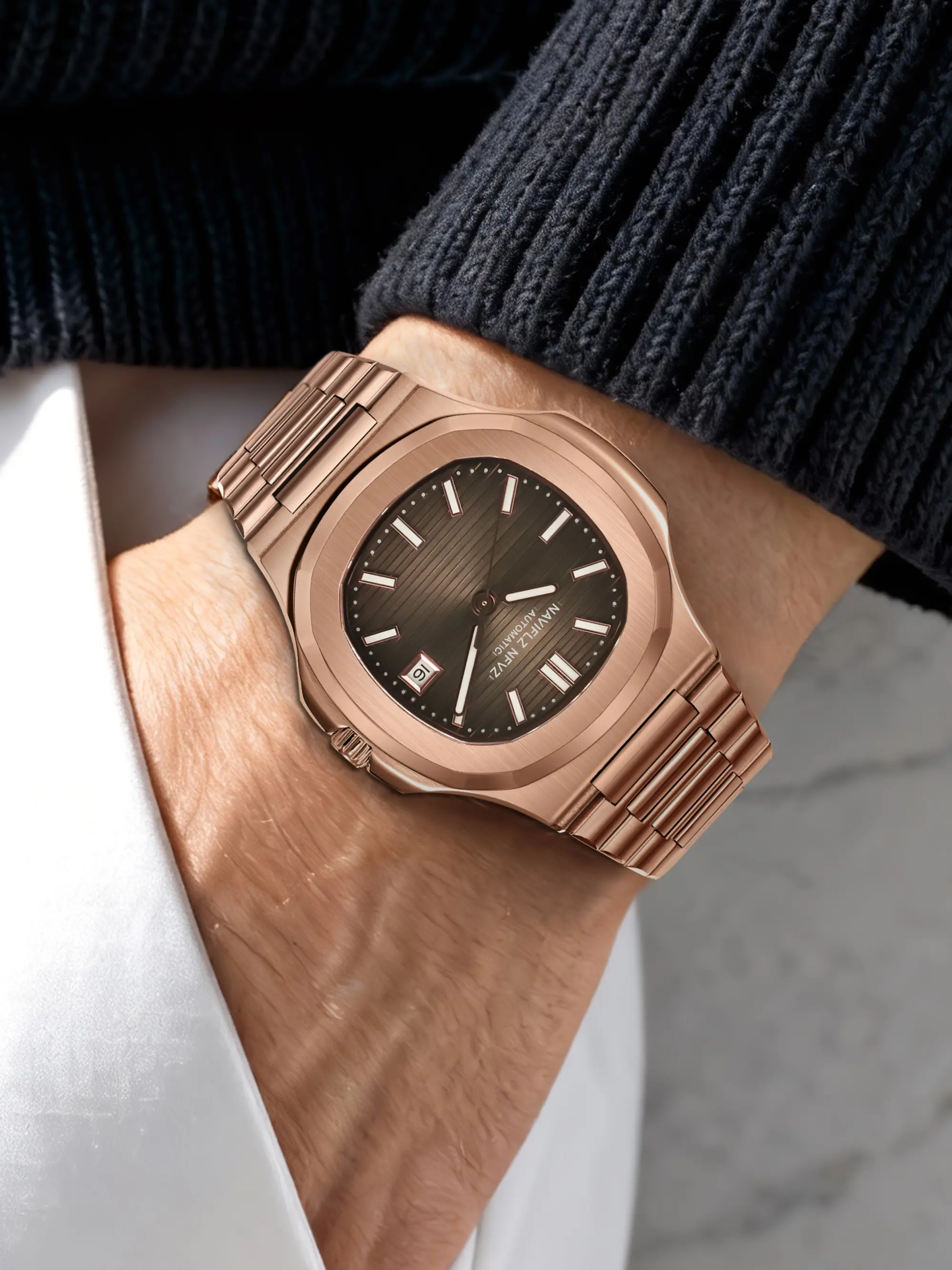 Naviflz Nfvz Brand Nautilus 5711 Series Sapphire Glass Rose Gold Calendar Stainless Steel Luxury Men's Watch Stainless Steel Wristwatch