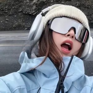 Ski goggles, outdoor cycling glasses, protective climbing goggles, windproof popular style, mountain climbing, night riding, hiking sports sunglasses