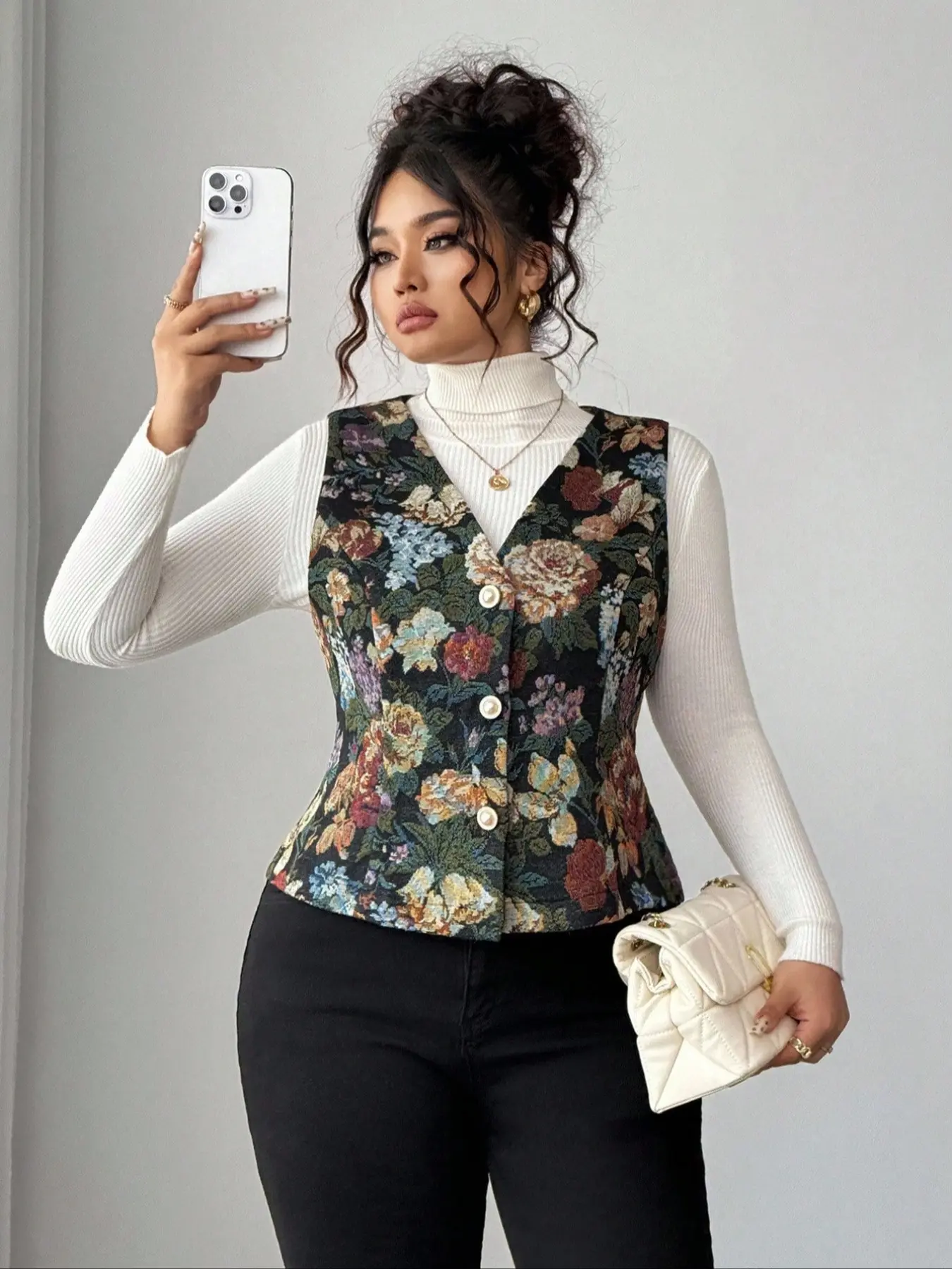 Women's Plus Size Casual Chic Ethnic Floral Pattern Vneck Vest Top Sleeveless Tops, Elegant Sleeveless Vintage Button Design, Perfect for Parties, Daily Wear, Spring