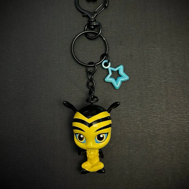 Bee Character Keychain with Clip - Black and Yellow Design, Keyring Attachment, Cute Character Style