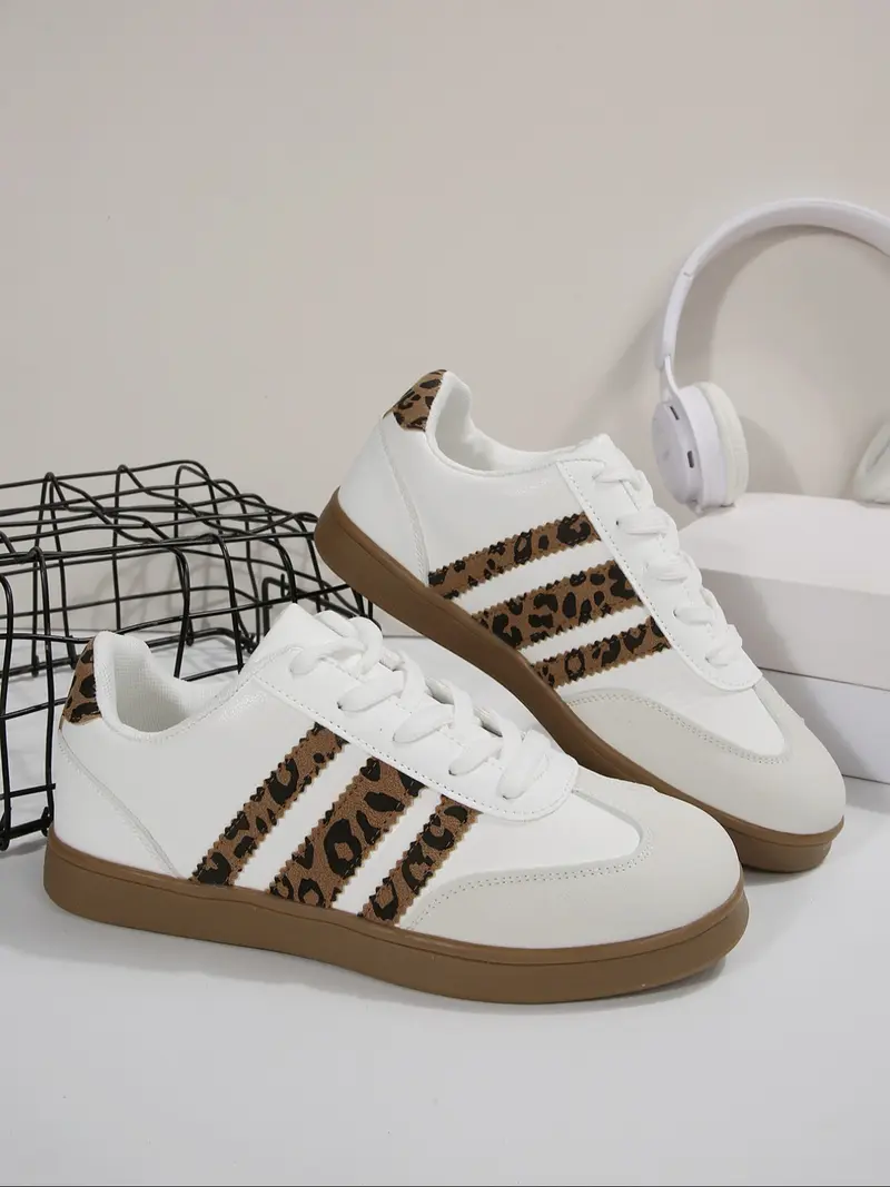 adidas gazelle silver green womens Adidas Women's Sleek Shoes main image 0