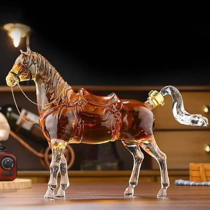1pc 2026 New Horse Shape Unique Wine Bottle, High Borosilicate Glass, 1000ML Capacity, Whiskey Bottle, Drinkware, Decorative Gift for Father and Husband, Glass Vessels