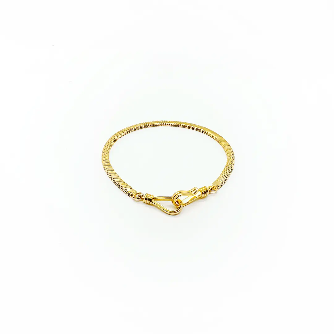 18 k gold plated 18k silver plated unisex bracelet quality jewelry clean fit tarnish free classical timeless luxury designer bracelet modern luxury everyday jewelry premium craftsmanship high quality accessories custom made jewelry