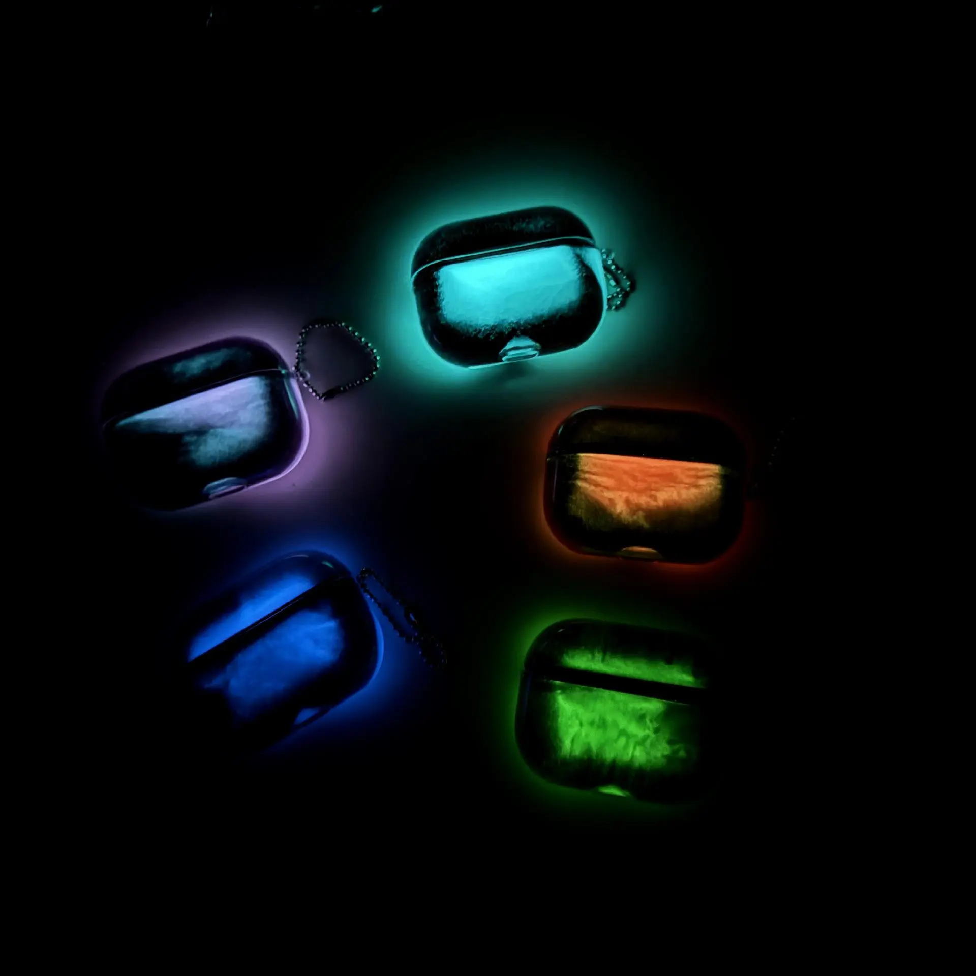 Glowing-in-the-Dark Flowing Sand AirPods Case with Keychain, Shockproof Scratch-Resistant Protective Cover, Compatible with AirPods 3/4/Pro/Pro 2 for Unique Protection, Unique Design