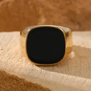 Men's Statement Fitness Ring - Gold-Plated Titanium Steel, Non-Tarnish, Waterproof, Hypoallergenic Jewelry for Sensitive Skin, Graduation Accessory
