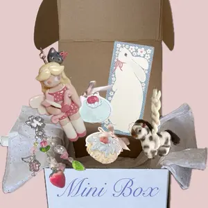 Mini Stationary and Plushie Box