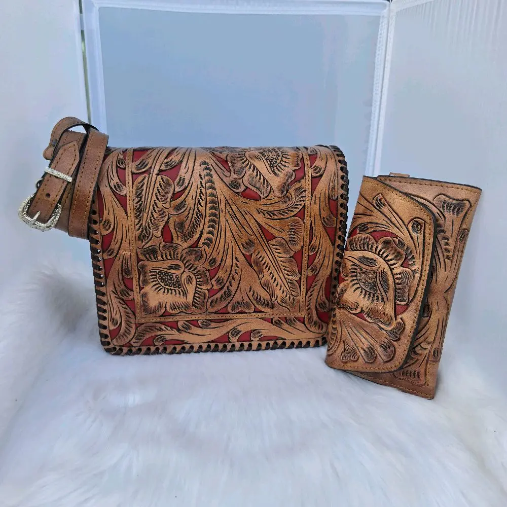 Elizabeth crossbody bag and wallet duo