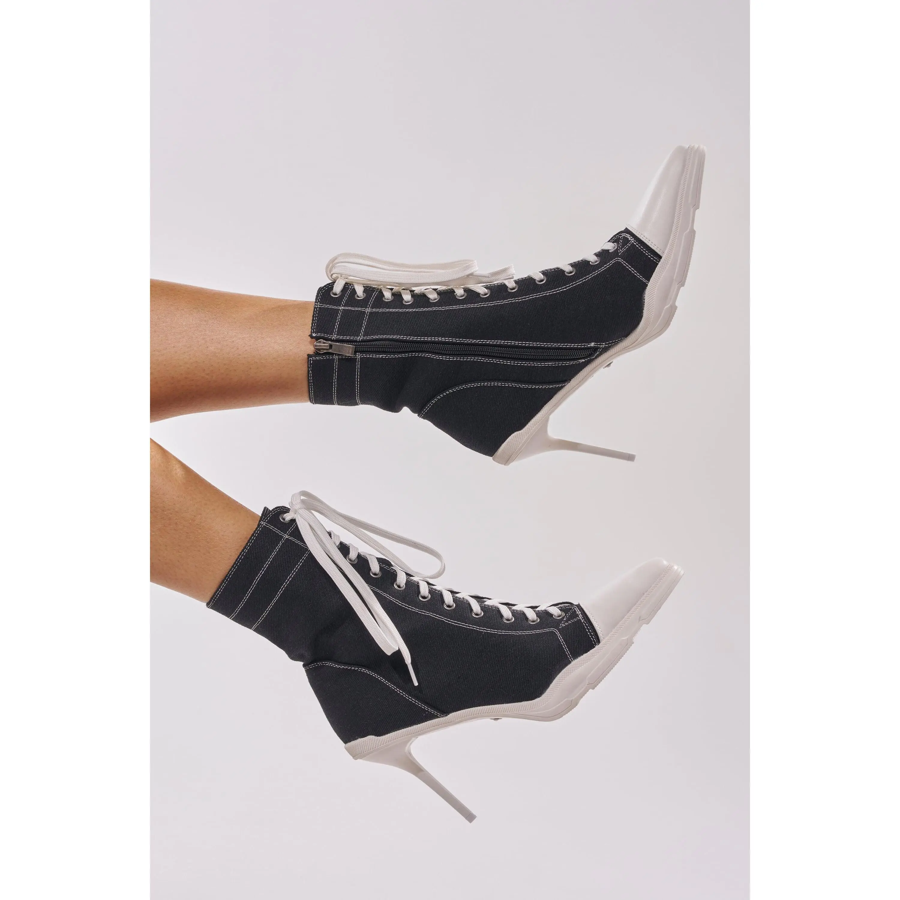 AZALEA WANG COSIMA BLACK BLOCK SNEAKER HEEL