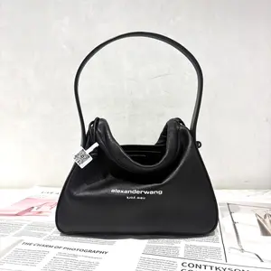 Pre-owned alexander wang Leather Shoulder Bags 7.8'' R2229 Shoulder Bag C5433537362 0410 T3 Mia