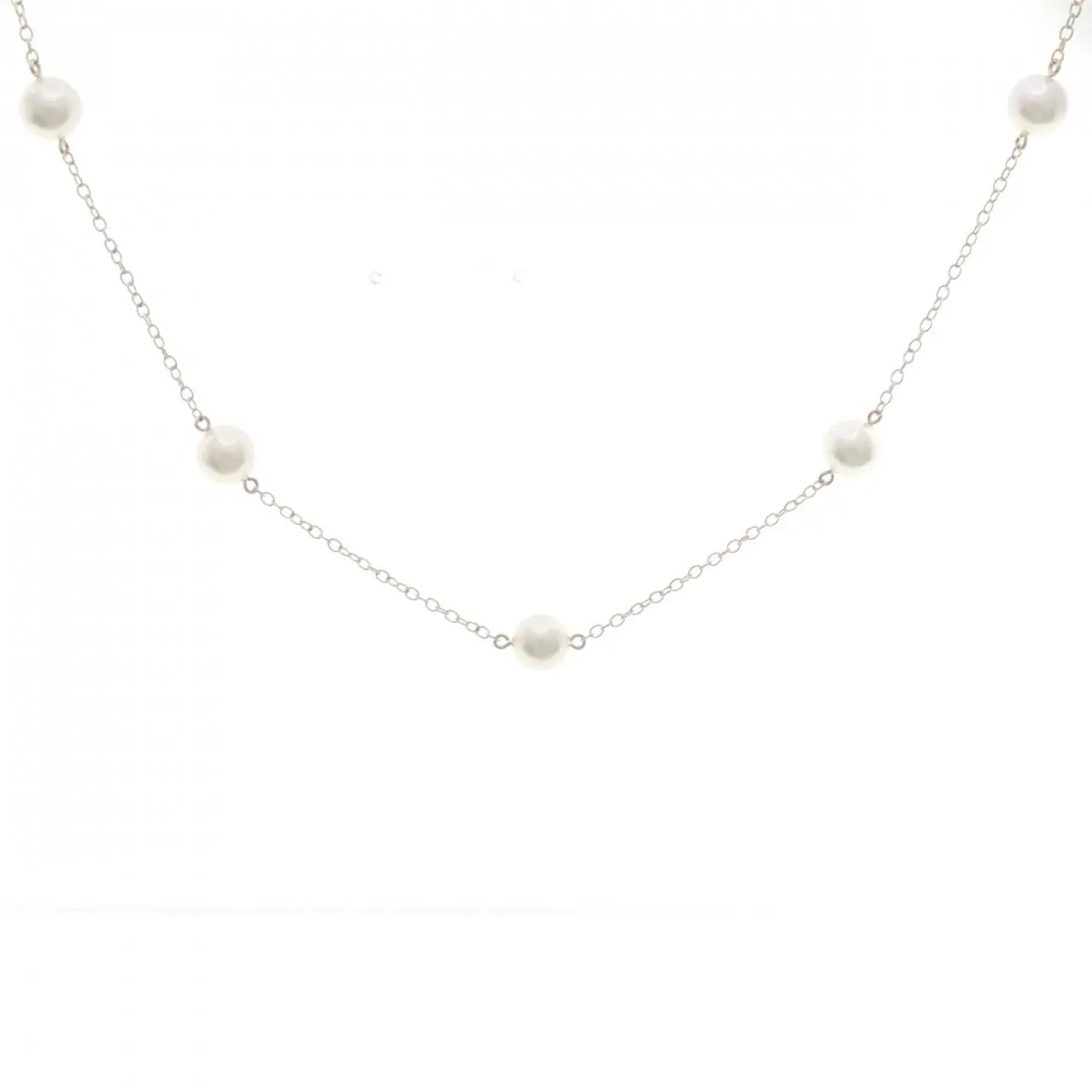 Mikimoto Au750 Akoya Pearl Necklace