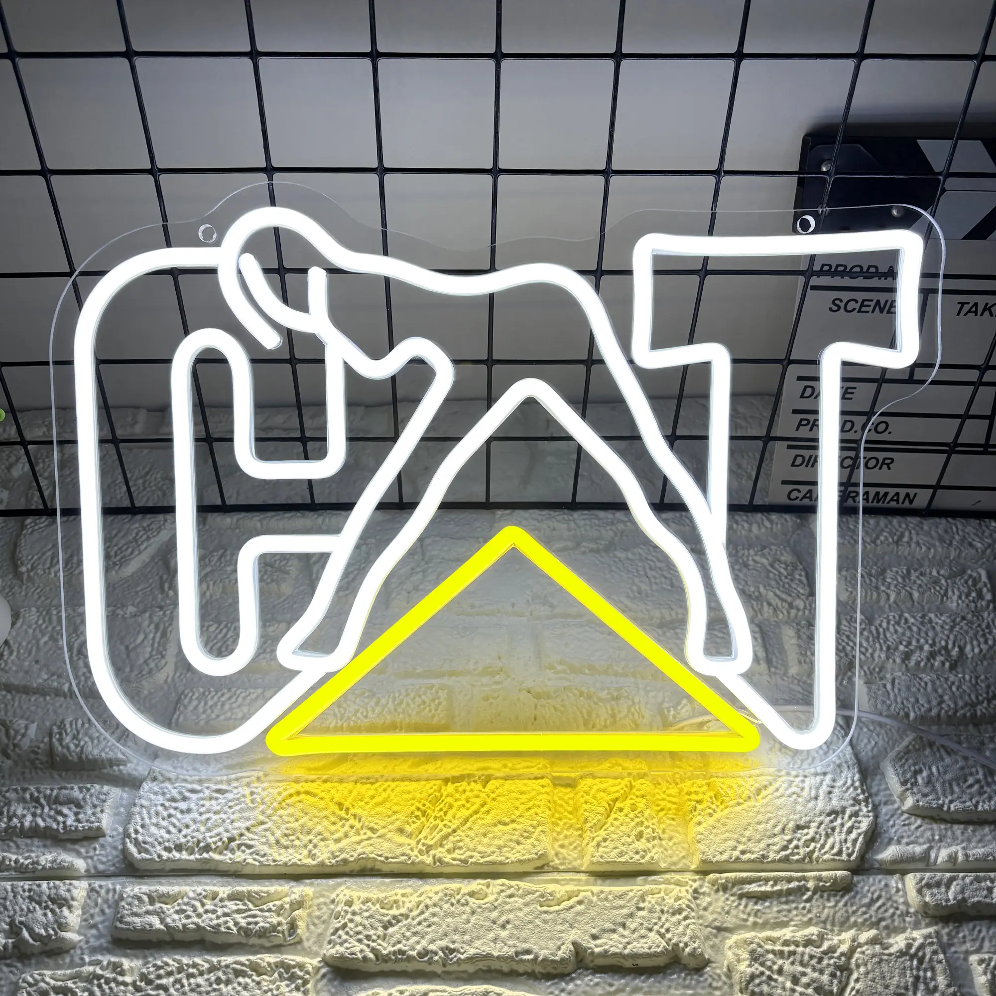 CAT Truck Style LED Neon Light Sign,Bold Neon Sign for Wall Decor, Garage, Man Cave, Workshop,Eye-Catching Industrial Neon Signs Gift for Men, Mechanics,Room Decor