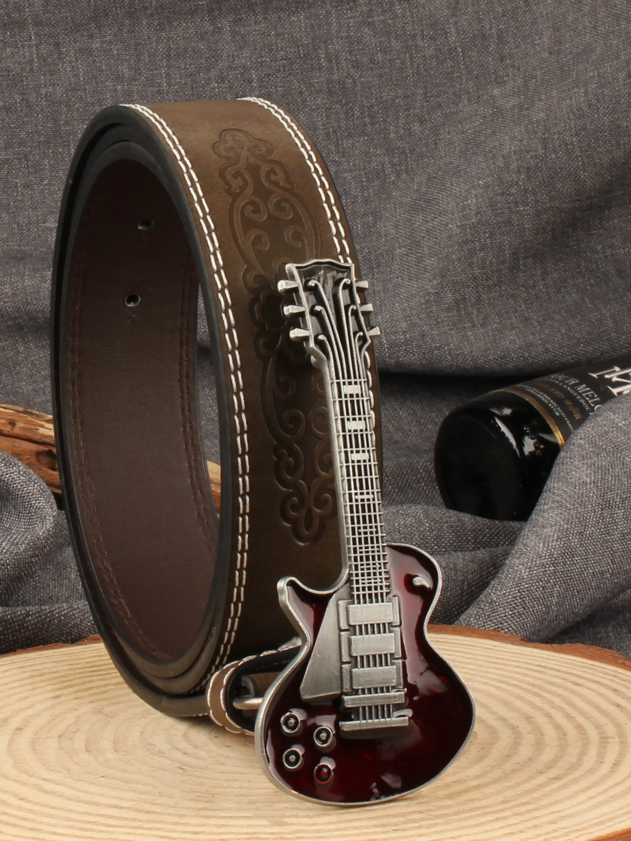 Vintage Worn Guitar Pants Belt, Unique Fashion Creative Instrument Casual Waistband, Stylish Accessory for Music Lovers